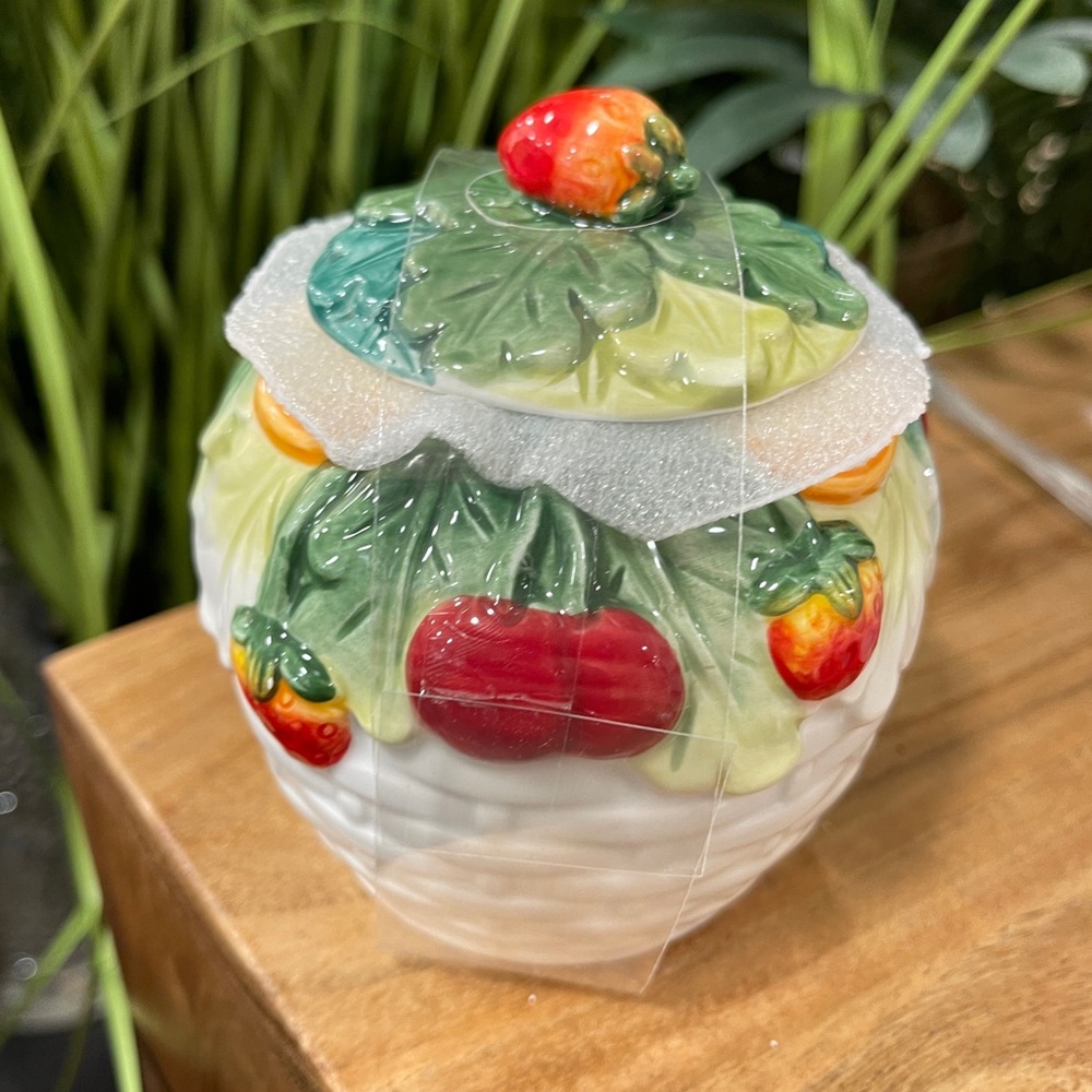 Red Strawberry 🍓 Cherry, & Orange Fruits White Basket Sugar Jar Canister NWT